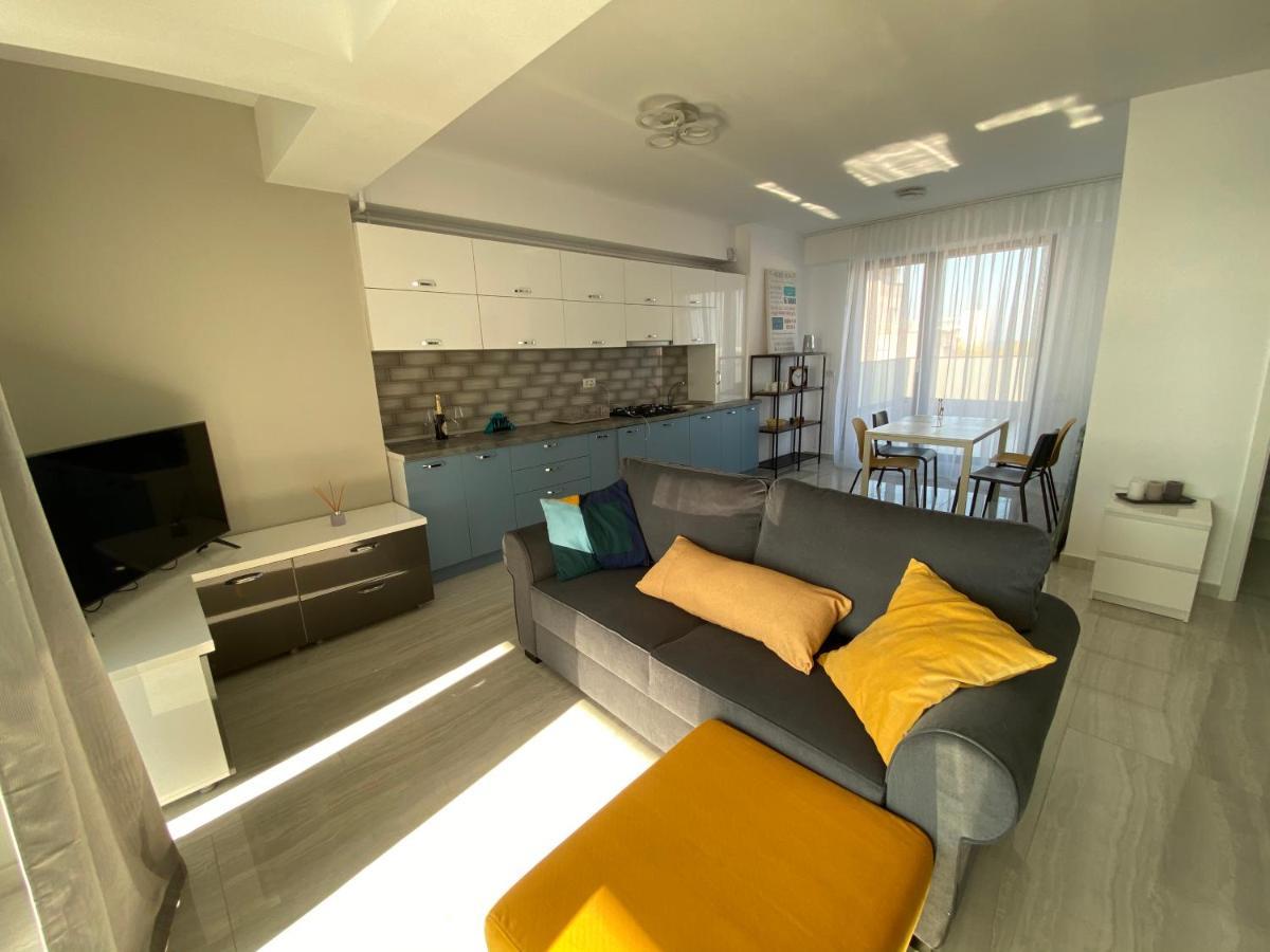 View Luxury * Mamaia